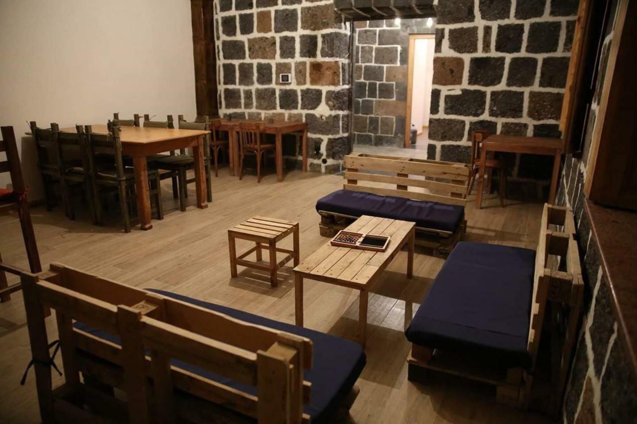 Guesthouse Emma Гюмри Экстерьер фото