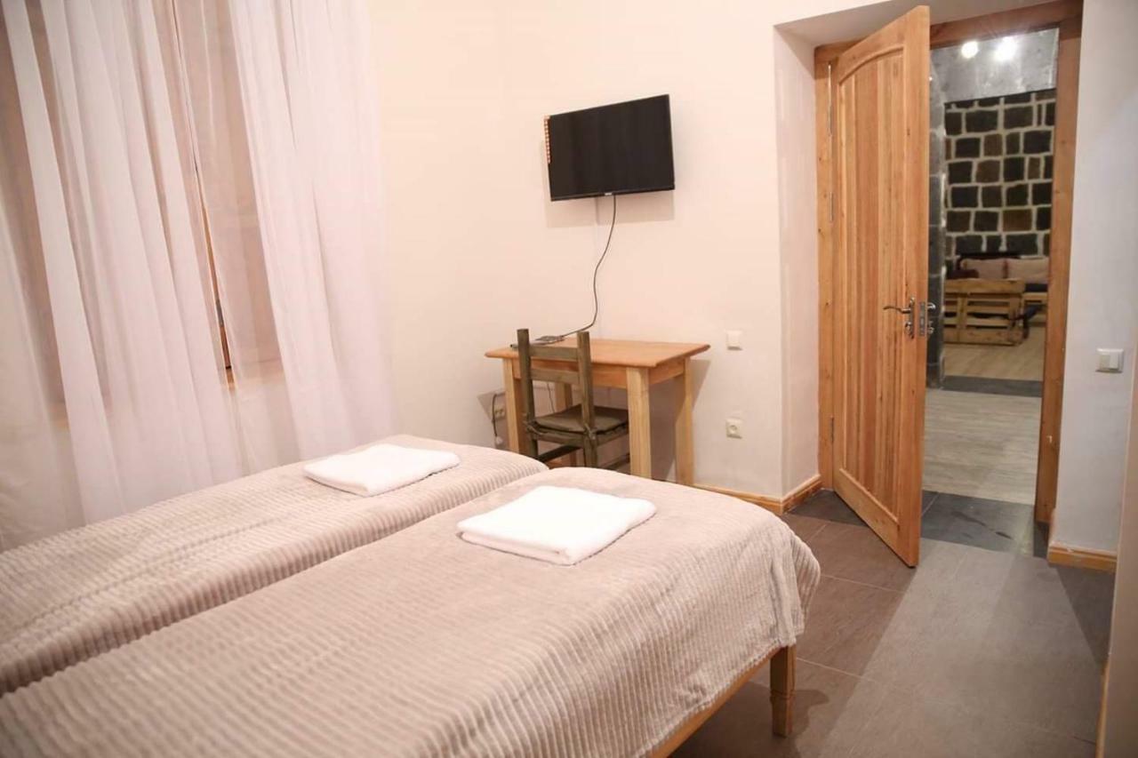 Guesthouse Emma Гюмри Экстерьер фото