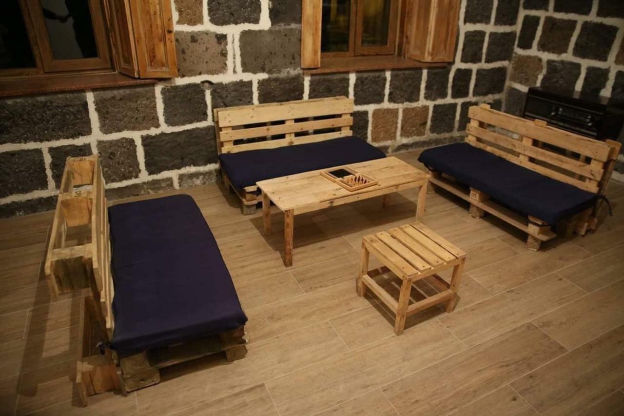 Guesthouse Emma Гюмри Экстерьер фото
